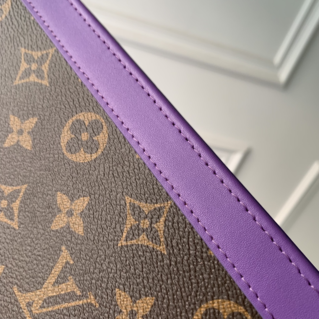 LV Clutch Bags